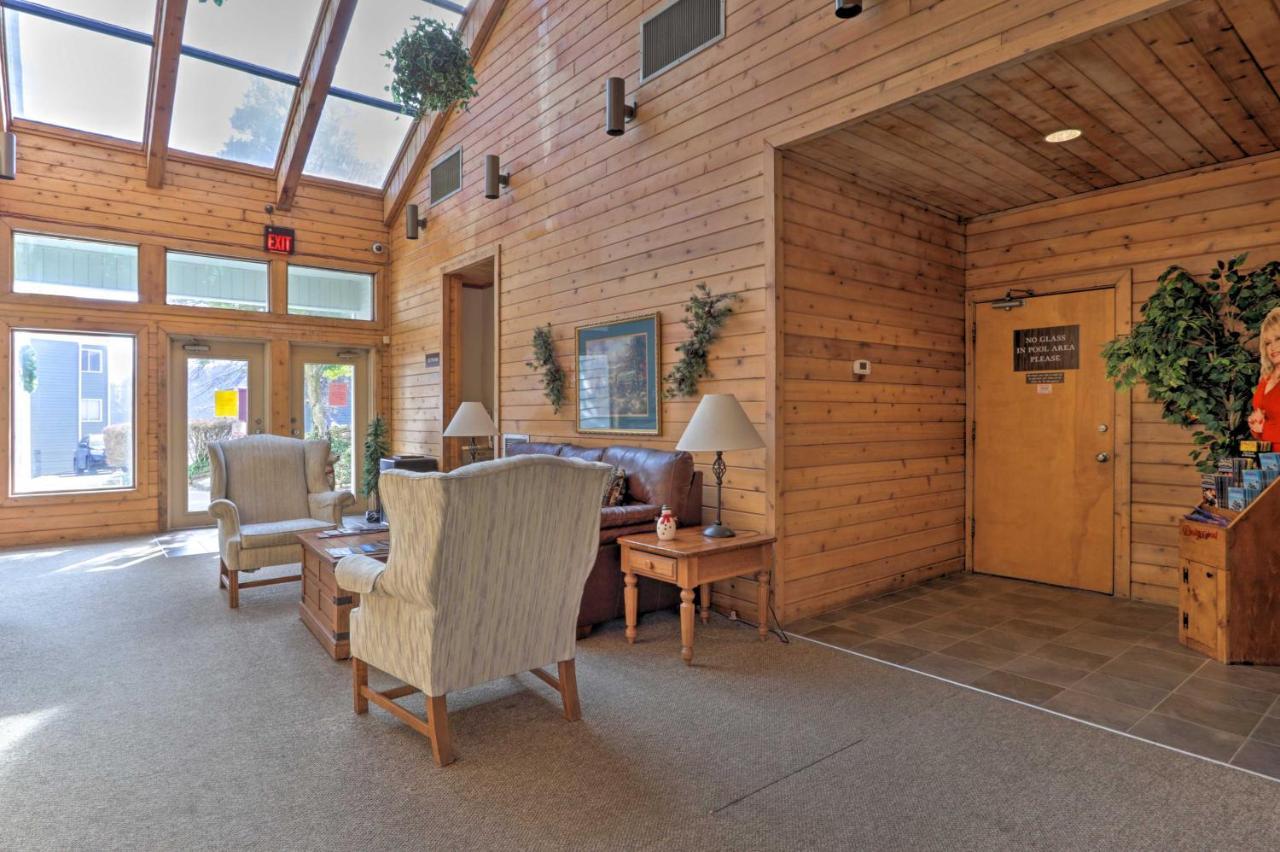 Unique Smokies Ski Shack With Mountain-Top View Gatlinburg Exteriér fotografie